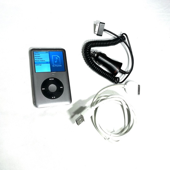 iPod Classic 7th Generation 160GB Fully Functional with Cosmetic Flaws - Picture 2 of 9